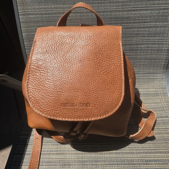 Portland Leather Brown Leather Backpack - Picture 8 of 8